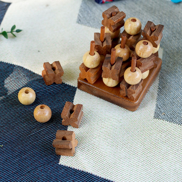 3D Tic Tac Toe Game Wooden Board Games for Family Night Party and Outdoor Games Coffee Table